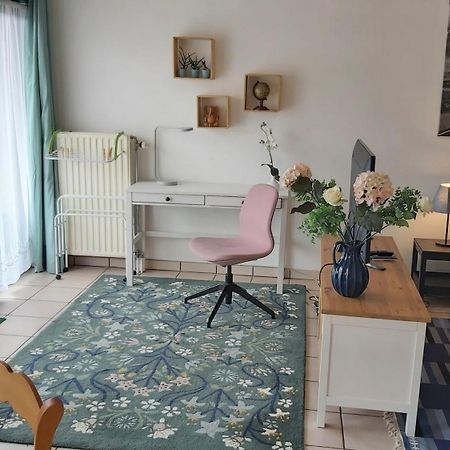 Lln Lodge Louvain-la-Neuve Buitenkant foto