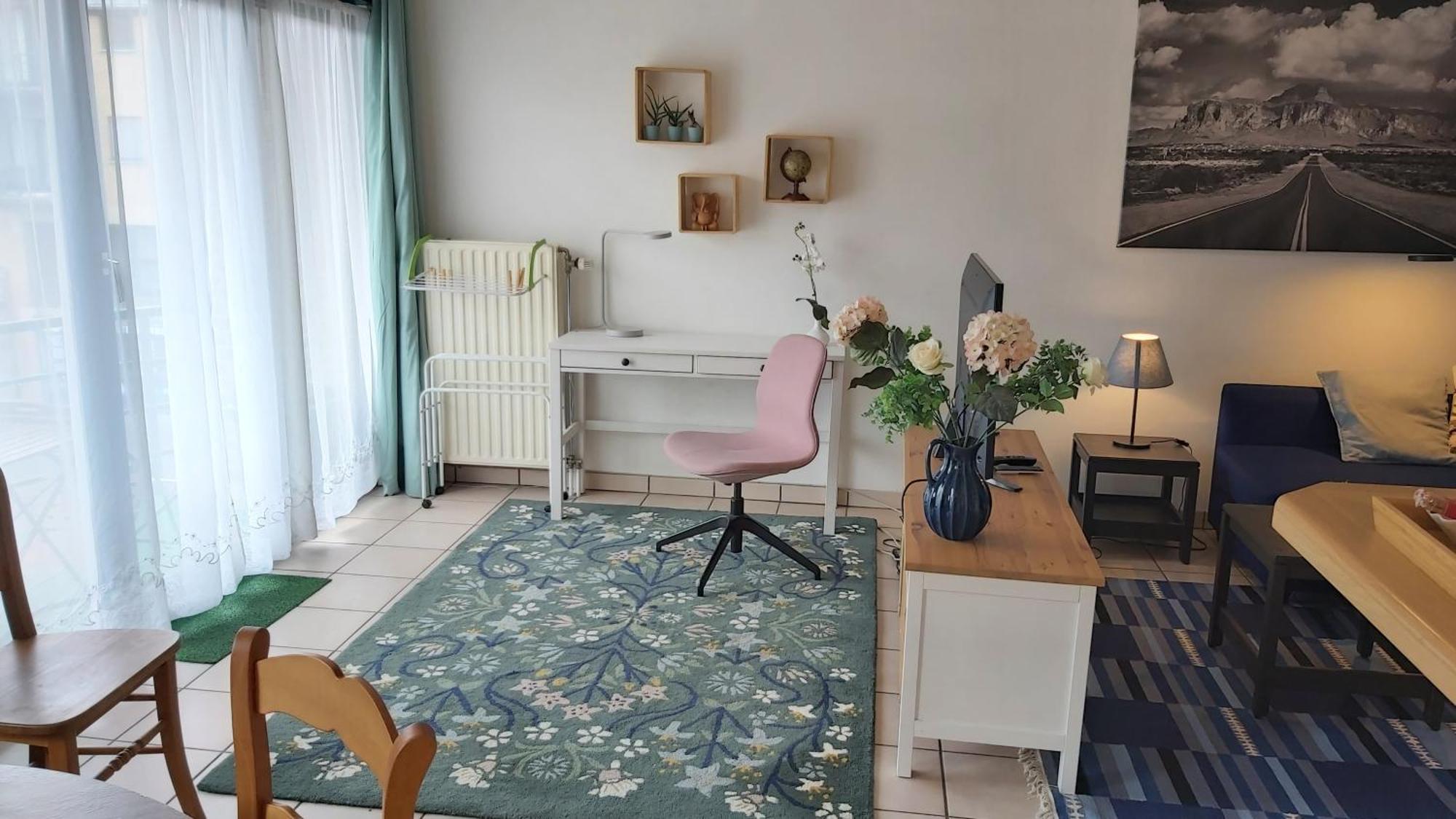 Lln Lodge Louvain-la-Neuve Buitenkant foto